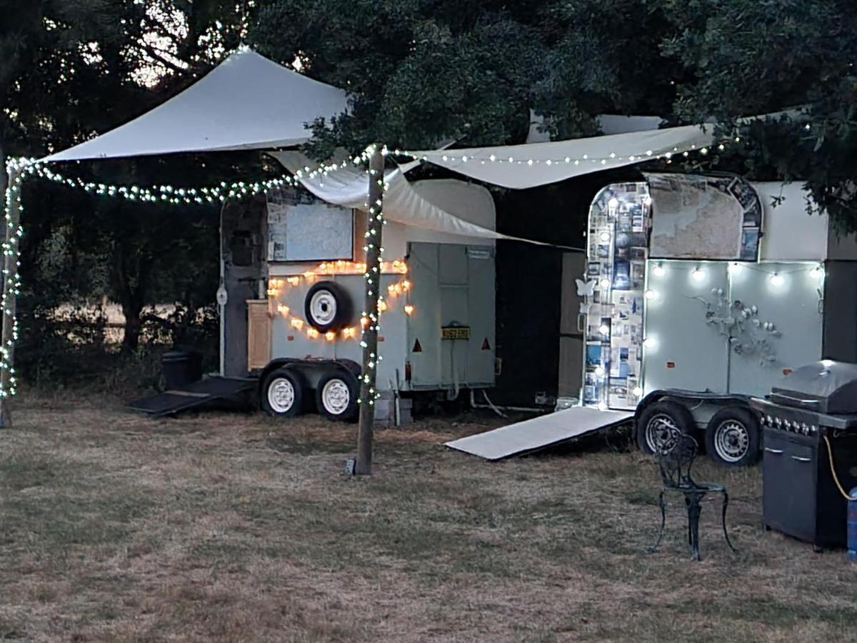 Glamping In Style, Prospector Tent Crawley  Bagian luar foto